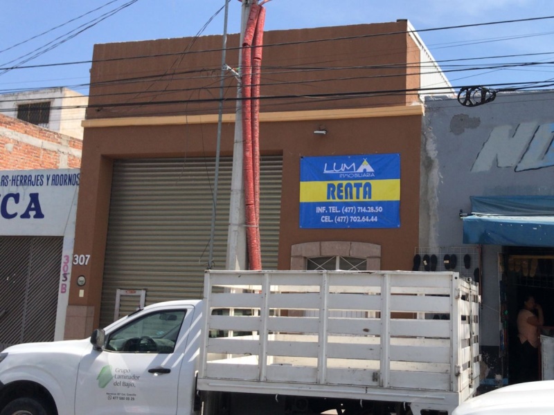 2 BathroomsBathrooms,Local Comercial,En renta,1418